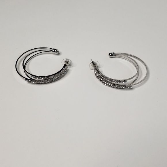 Fashion Jewelry - Picture 3 of 3